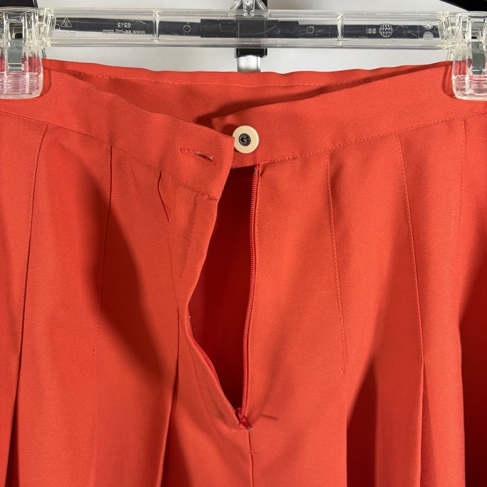 Womens Sz 12 VTG Pleated Mini Skirt Red Flags Embroidered Retro 70s 80s Twee Fun - Picture 9 of 13